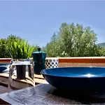 Πανσιόν Arcipelago 3*